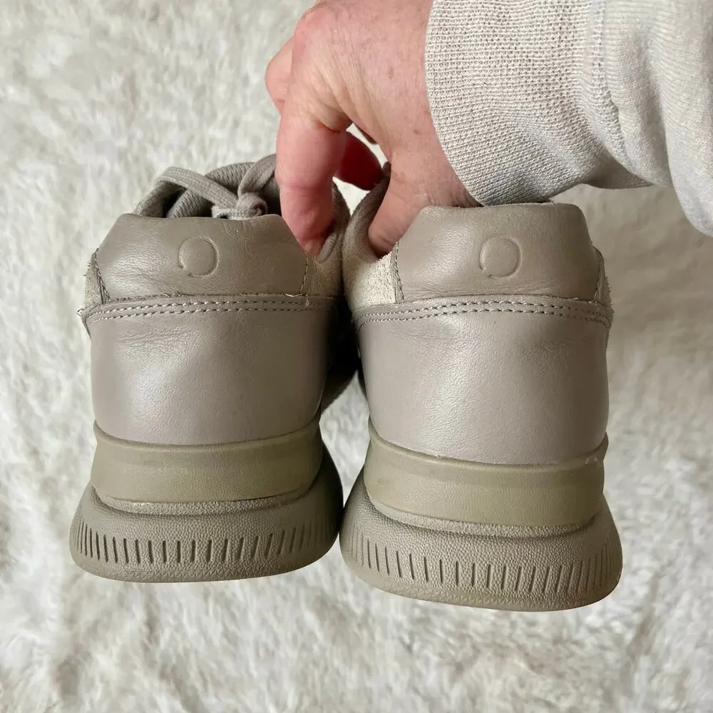 Tread by Everlane Light Grey Leather Trainer Size 8.5